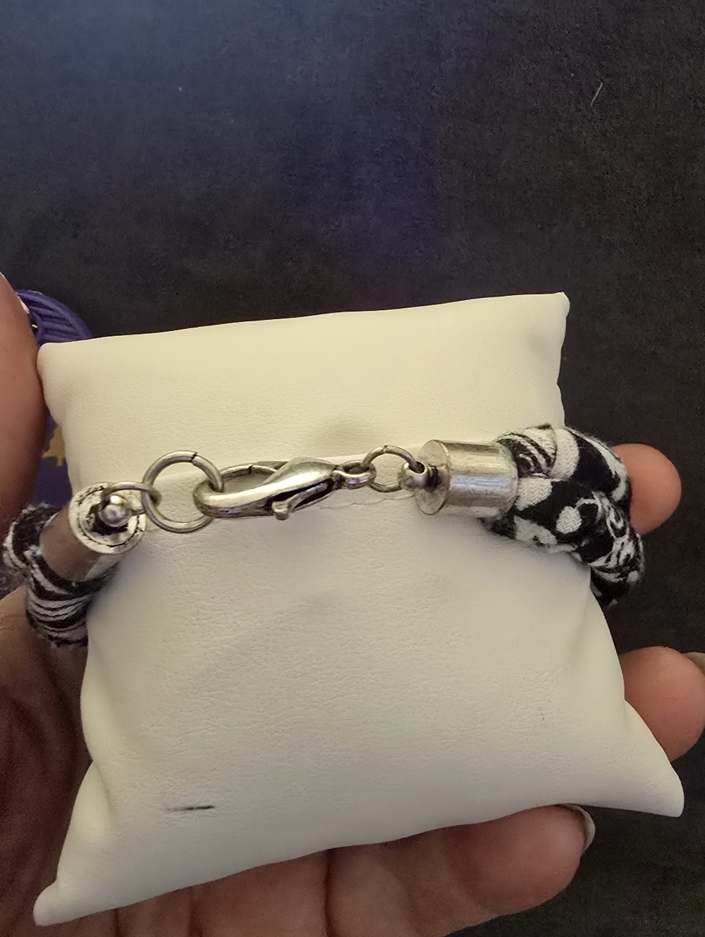 #2004 NEW Fabric Bracelet: Black/Wht, Silver 8" Lobster Claw Clasp Knotted - Picture 2 of 11